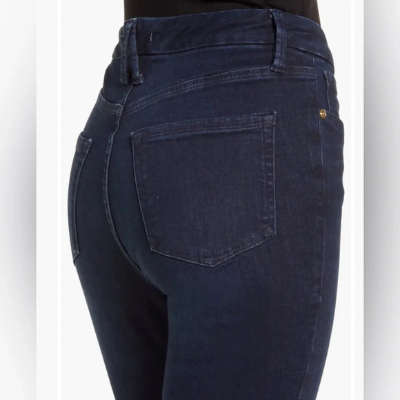 Good American dark navy wash skinny jeans raw hem - Picture 2 of 6